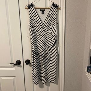 Black and white v neck dress
